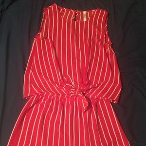 ***BRAND NEW*** Two Piece Striped Outfit - Red